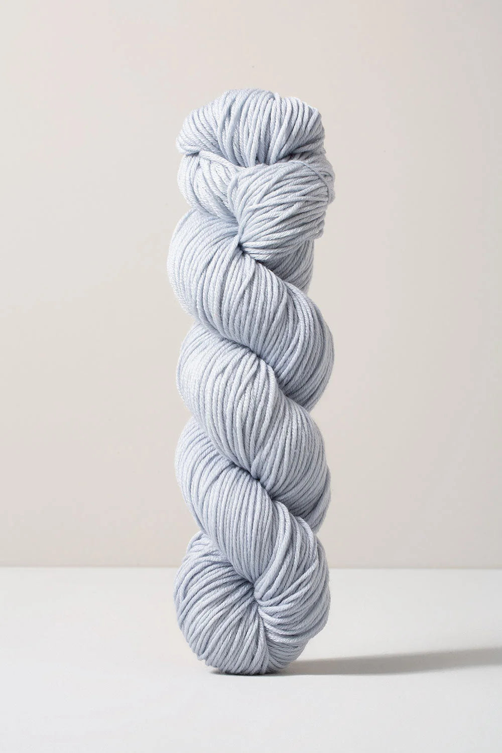 Urth Yarns 16 Micron Worsted Weight 100% SW Ultrafine Merino