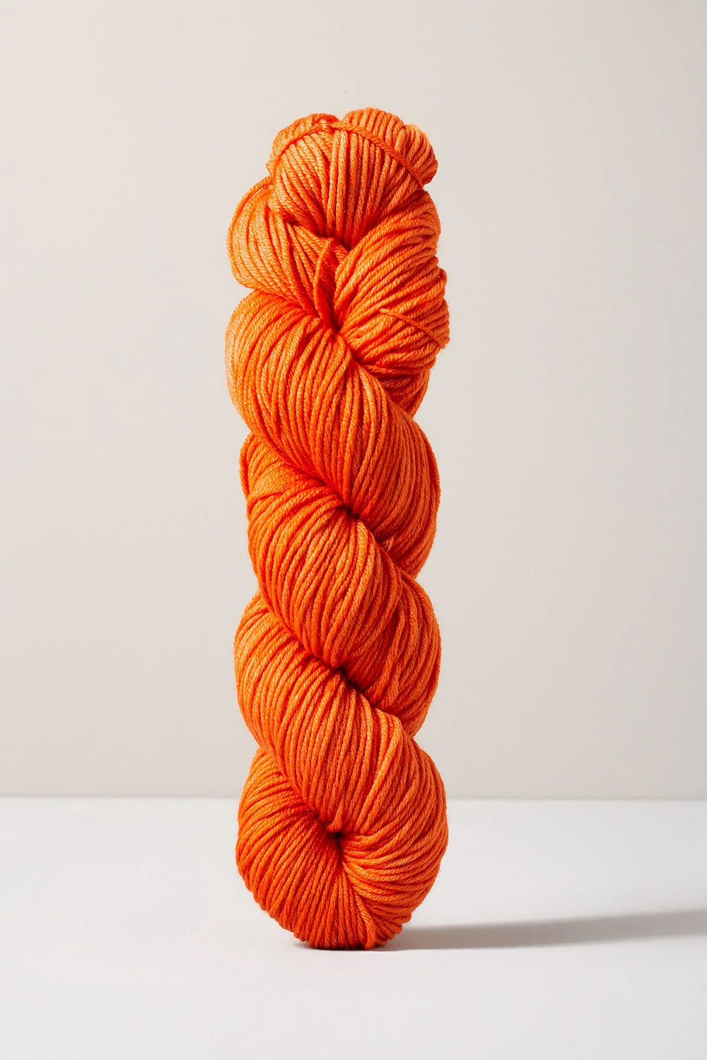 Urth Yarns 16 Micron Worsted Weight 100% SW Ultrafine Merino
