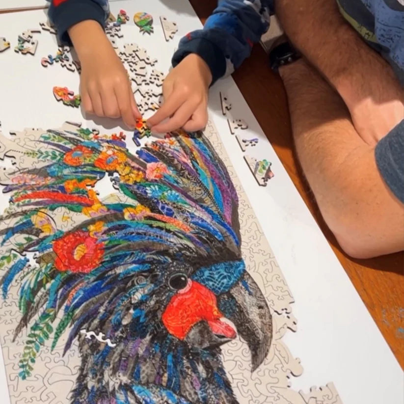 Twigg Black Cockatoo Wooden Jigsaw Puzzle — 389 Pieces