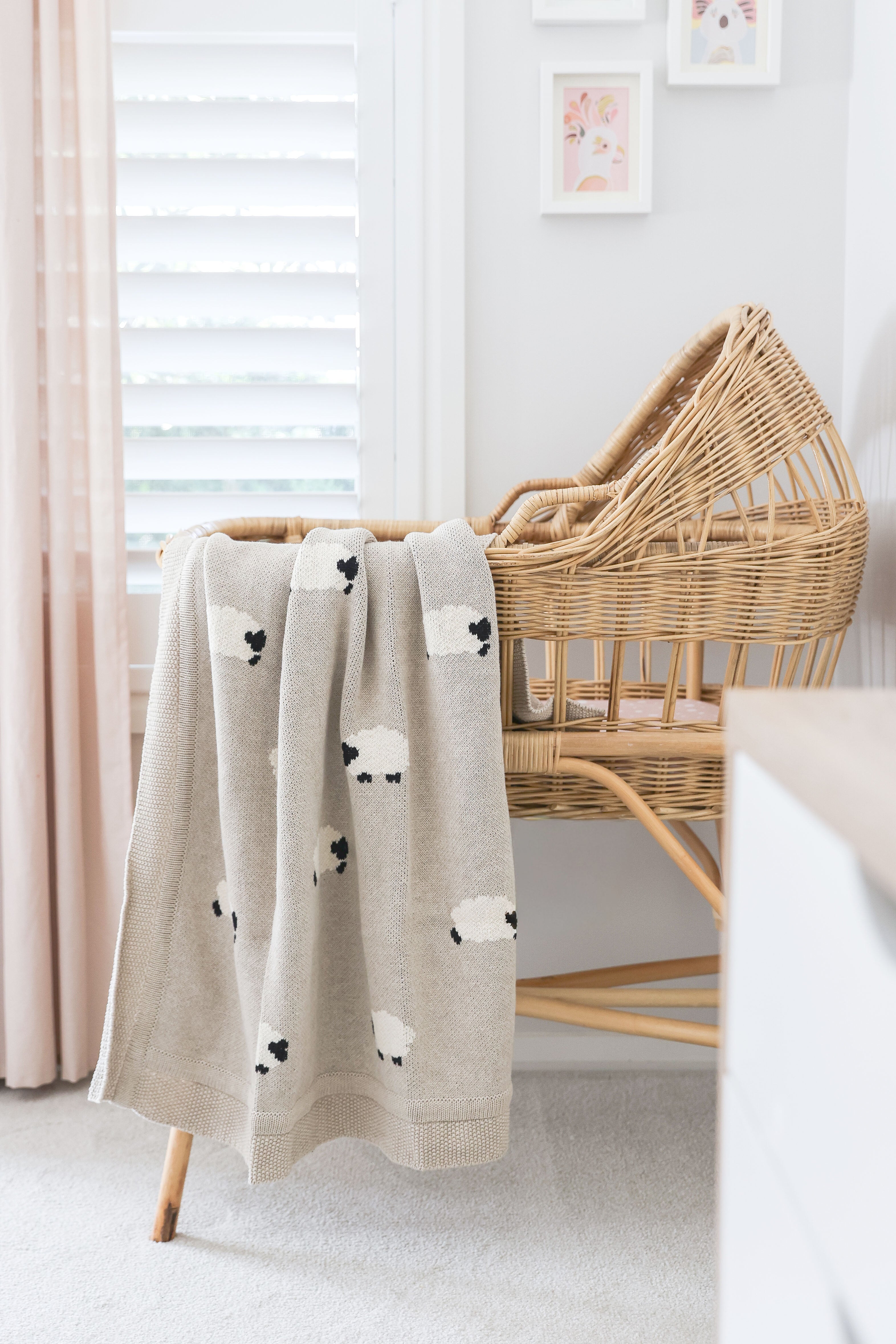 Alimrose Baa Baa Baby Blanket — Latte