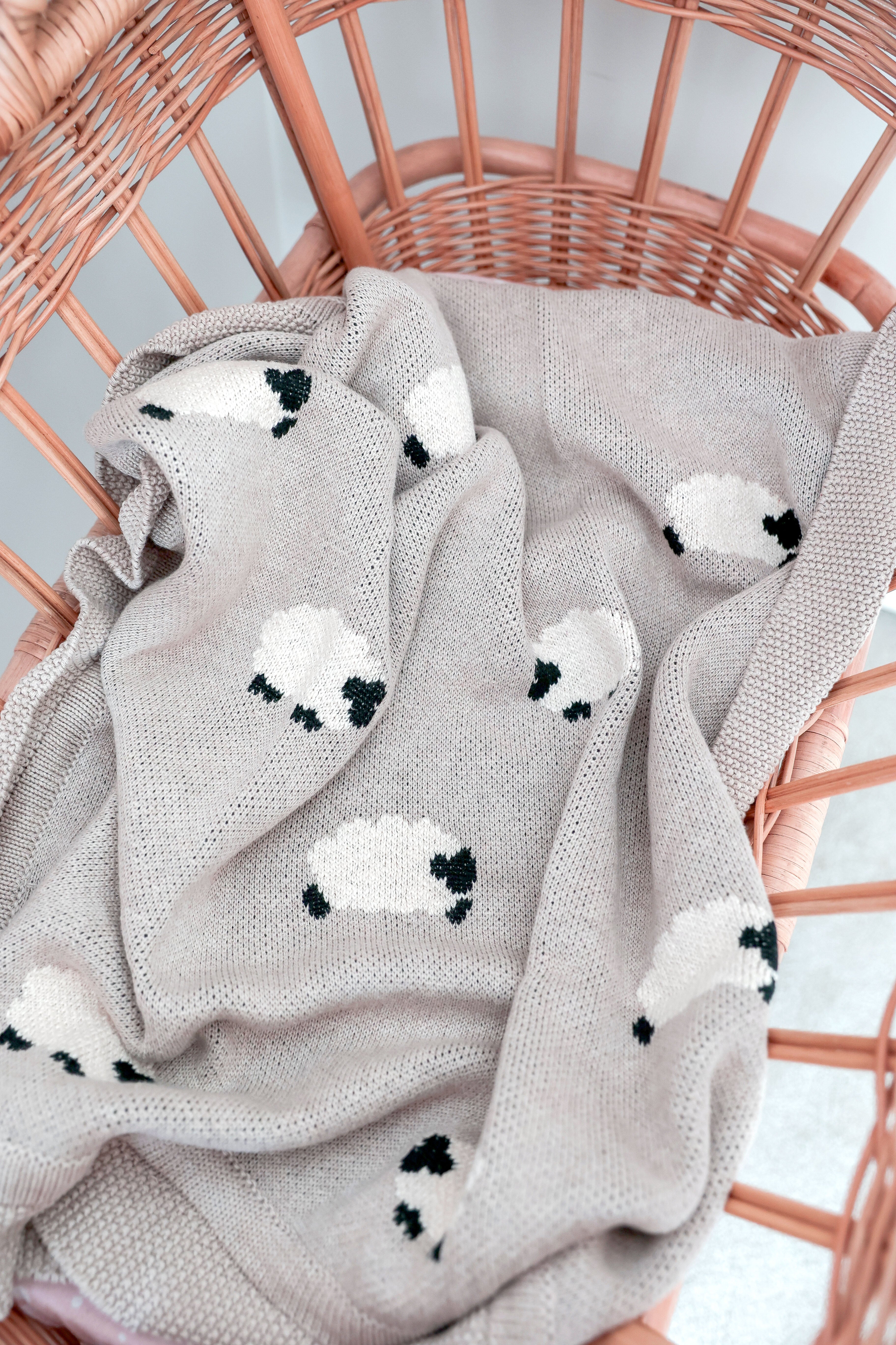 Alimrose Baa Baa Baby Blanket — Latte