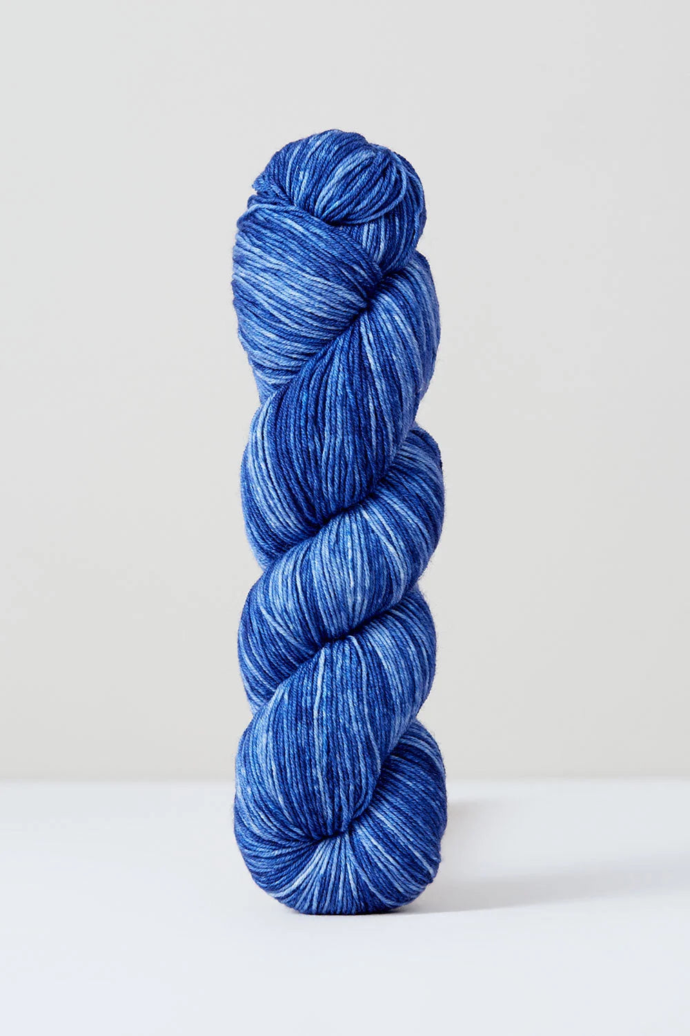 Urth Yarns 4 PLY 100GM Monokrom 3056