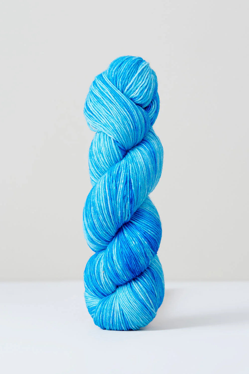 Urth Yarns Monokrom DK 8 PLY